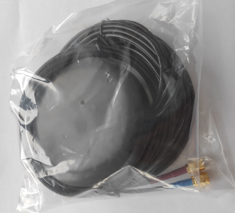 gl dy046m gps/gnss+cellular combo antenna