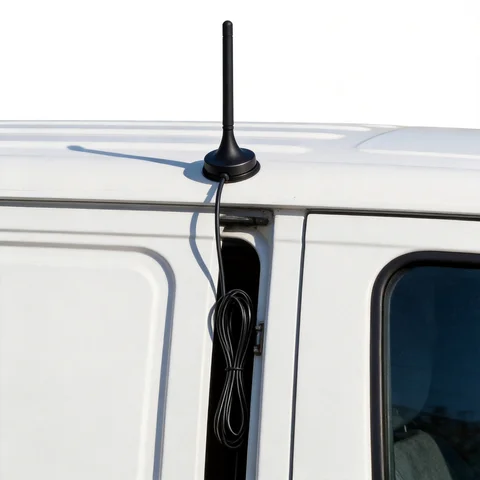 GL-DY016 magnetic mount antenna application scene 1