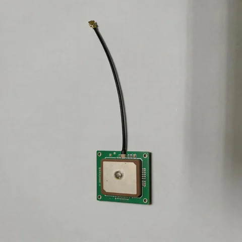 GL-DY048 GPS/GNSS antenna application scene 2
