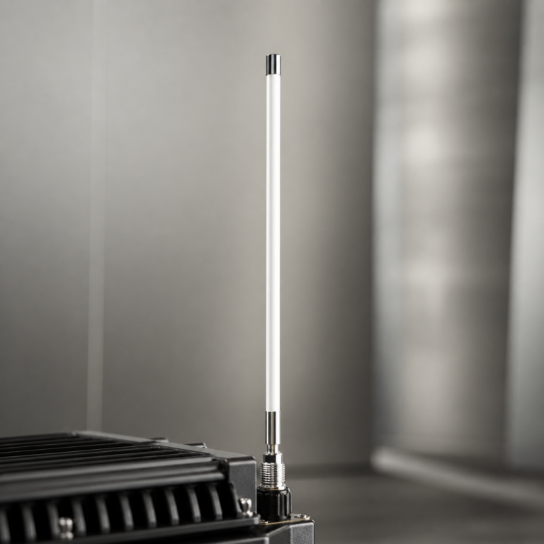 GL-NL550 fiberglass omni antenna connector and mounting detail view