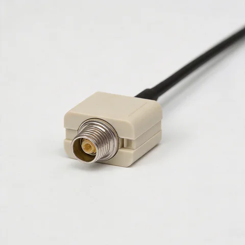 GL048 GPS/GNSS antenna connector and mounting detail view