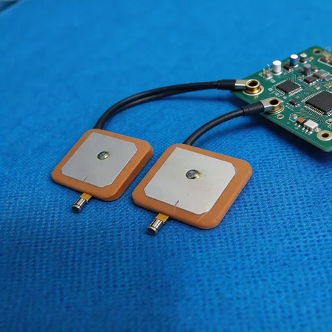 GLS2502XCT GPS/GNSS antenna application scene 2