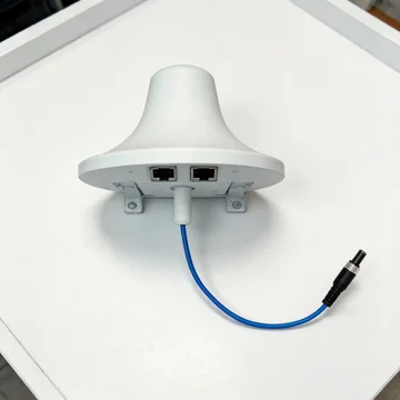 GL-DY6070VV3 omni ceiling mount antenna application scene 2